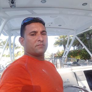 Meet your Posher, Yovanys